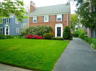 3712 Rawnsdale Rd, Shaker Heights, OH 44122