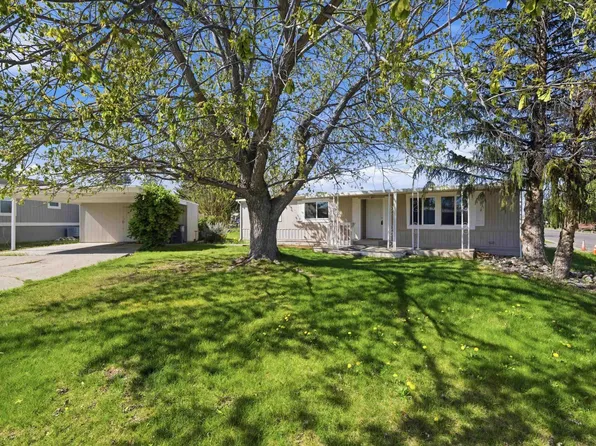 3324 W 19th Ave Trailer 143, Kennewick, WA 99338