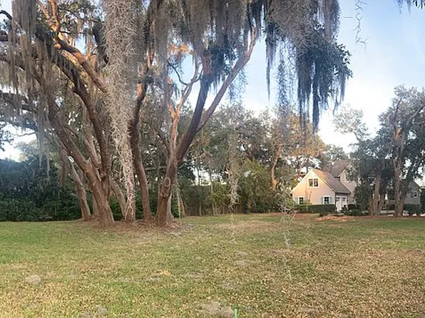 55 Frederica Oaks Ln, Saint Simons Island, GA 31522