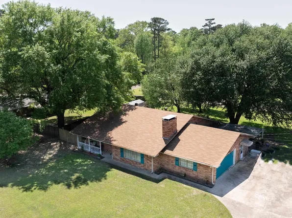 903 Whippoorwill St, Atlanta, TX 75551