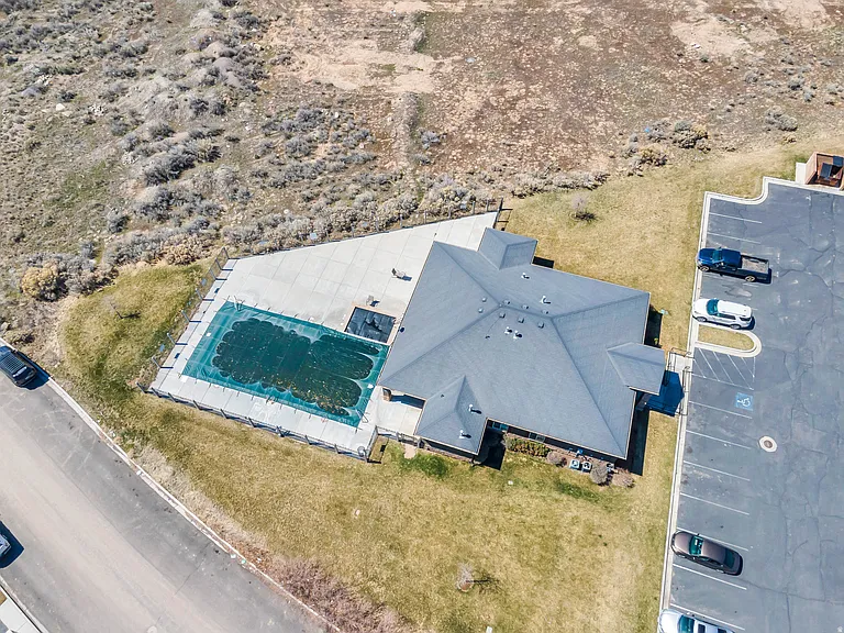 3618 E Clear Rock Rd #J2 — Photo 8