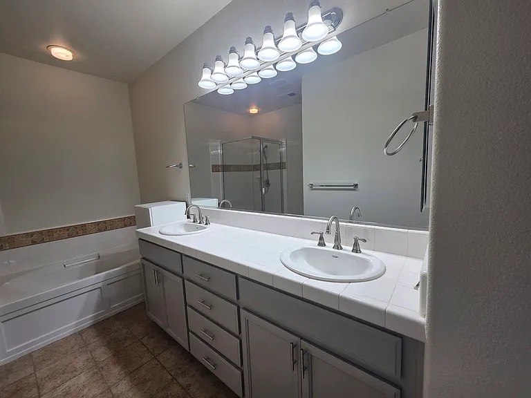 3727 Whitworth Dr — Photo 15