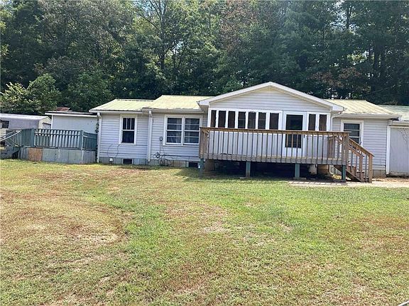 4th image of 1047 Horton Rd
