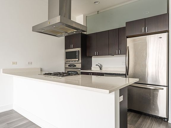 5th image of 4730 N Kimball Ave APT 214