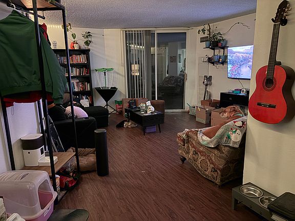 2nd image of 1200 Galapago St APT 103