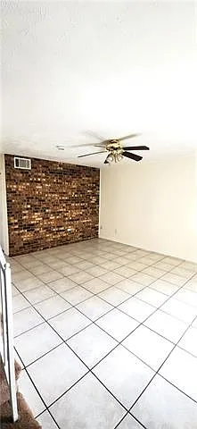 Building Photo - 3308 Delaware Ave #C