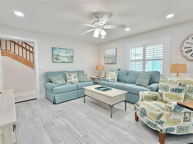 144 Coral Ave — Photo 32