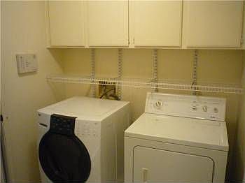 3rd image of 3915 Montefrio Ct