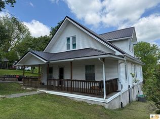 128 W Church St, Burkesville, KY 42717