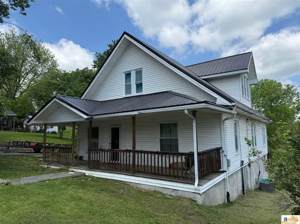 128 W Church St, Burkesville, KY 42717