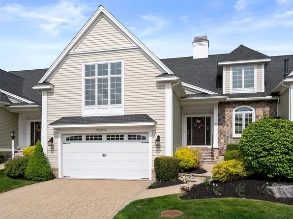 28 Crenshaw Ln #0, Andover, MA 01810