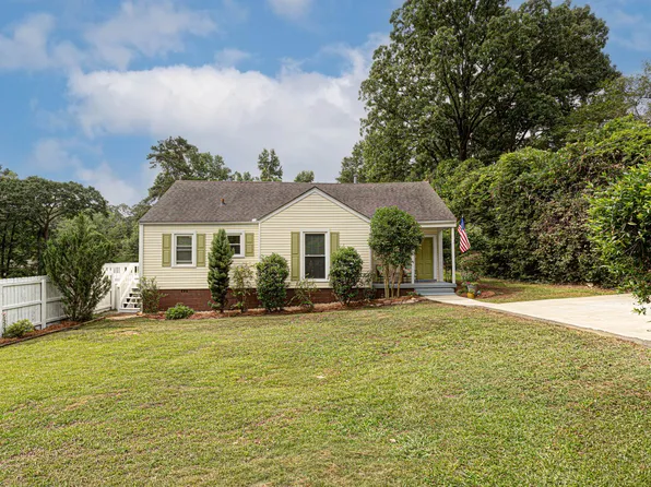 1032 Lakeview Dr, Auburn, AL 36830