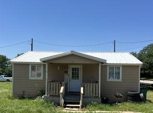 503 Captains Cutt Rd, Gainesville, TX 76240