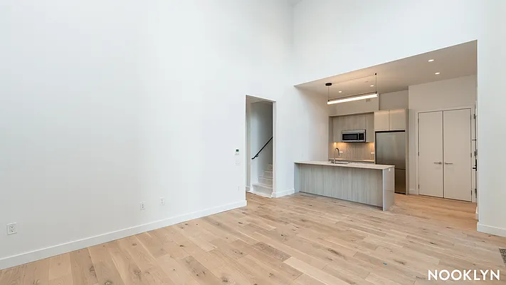 Rented by Nooklyn NYC LLC | media 24