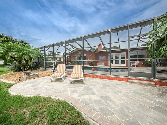 Sun Bath or Watch Sunsets