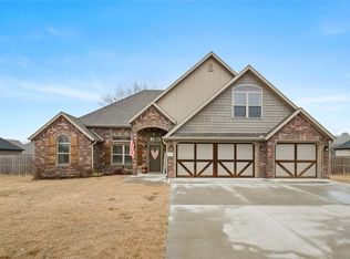 432 Windgate Rd, Farmington, AR 72730