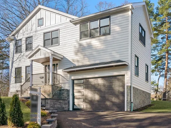 951 Walnut St, Newton, MA 02461