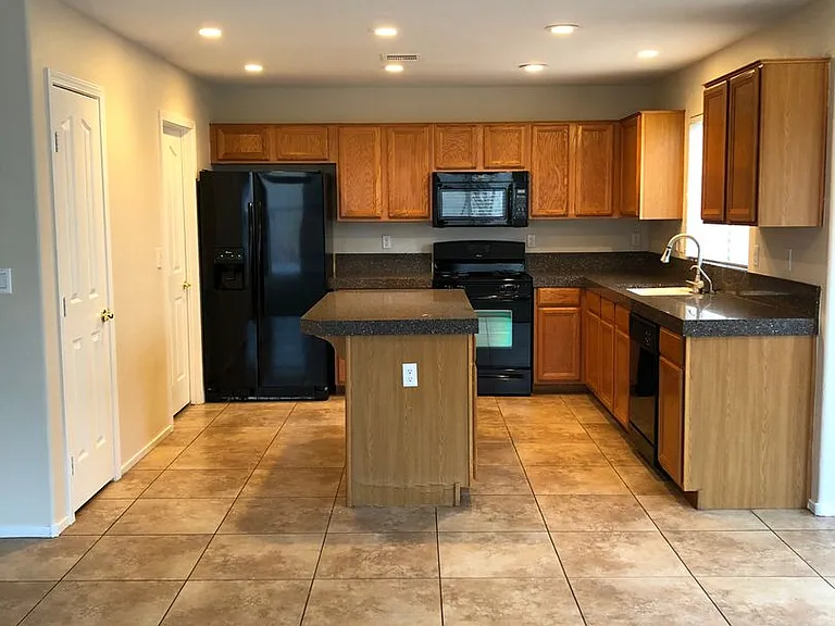 9724 Sandmist Ave #1 — Photo 10
