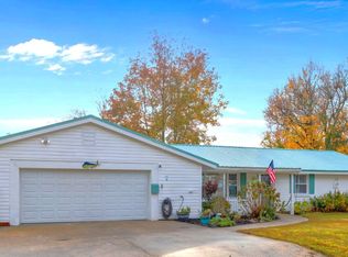 917 Davis Place, Morehead City, NC 28557