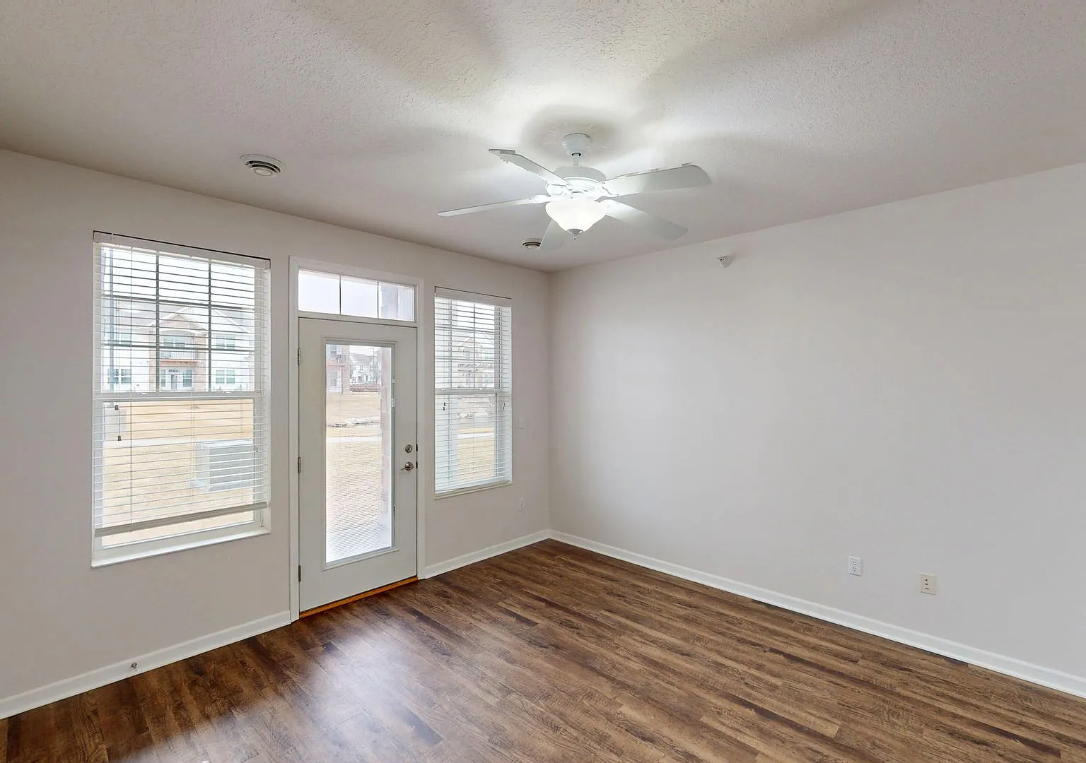 2824 Talon Dr. — Photo 2