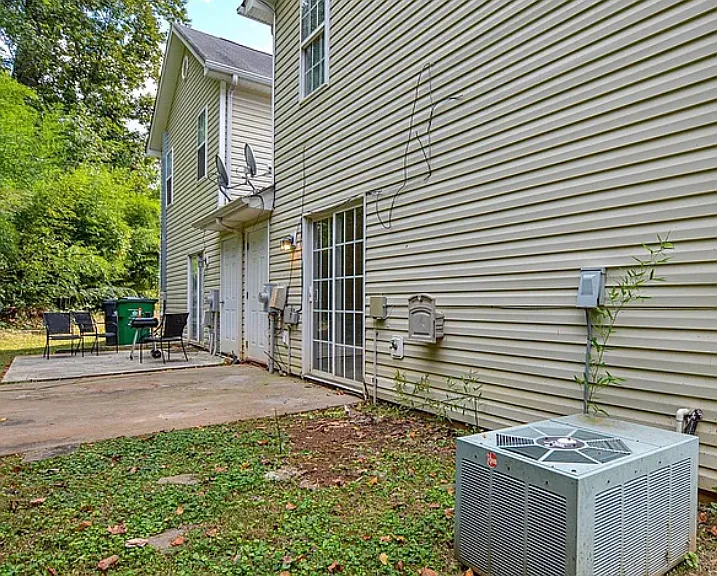 3336 Avalon Ave — Photo 3