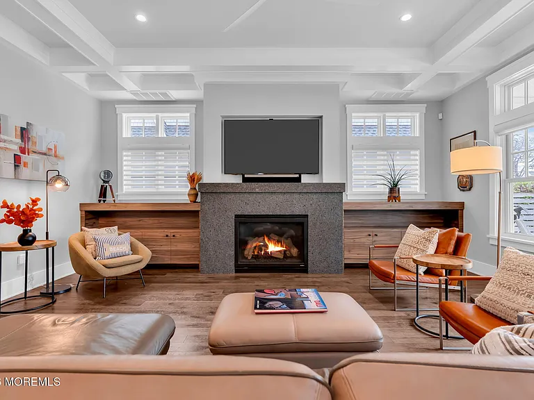 218 Worthington Ave — Photo 9