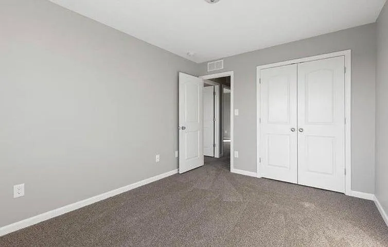 8145 Driftwood Loop — Photo 9