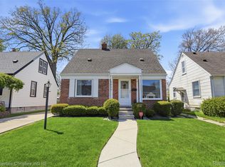 2920 Hubbard St, Dearborn, MI 48124