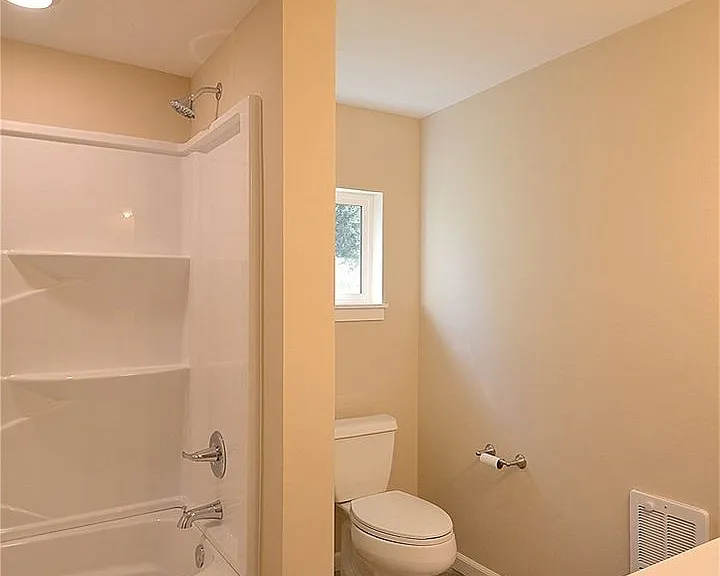 1350 Baby Doll Rd SE — Photo 6