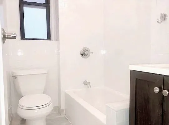 Rented by City Connections Realty | media 12