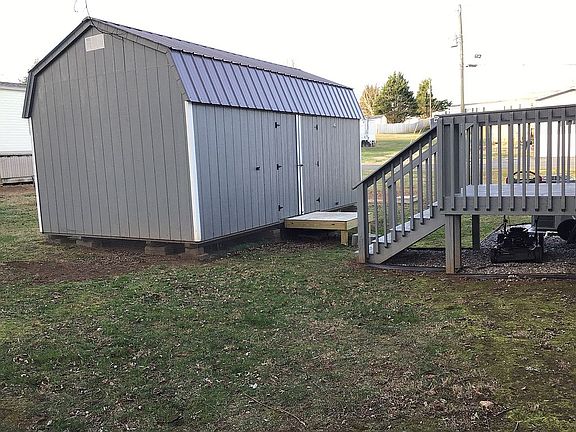 3rd image of 2330 Maxwell Ln Lot 19