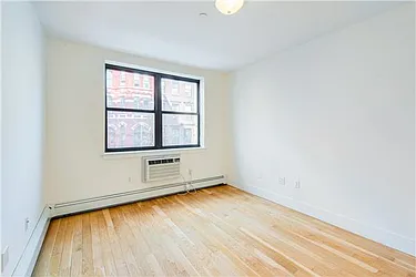 Rented by (Legacy) Elegran