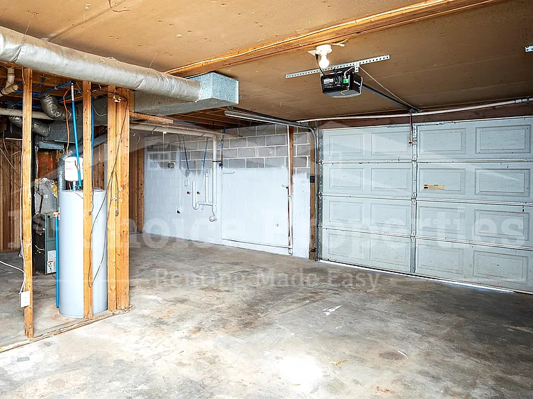 3142 Sleepy Hollow Dr — Photo 25