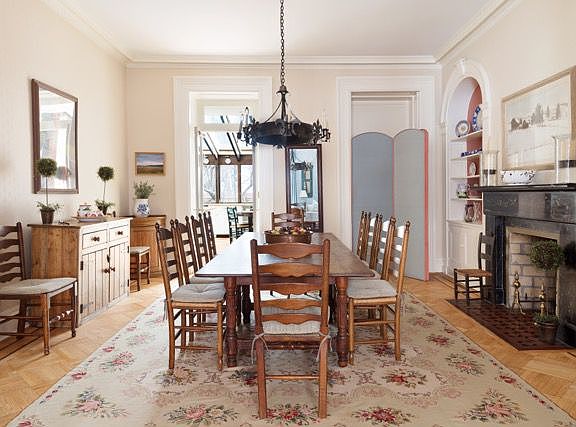 2nd image of 15 Garden Pl