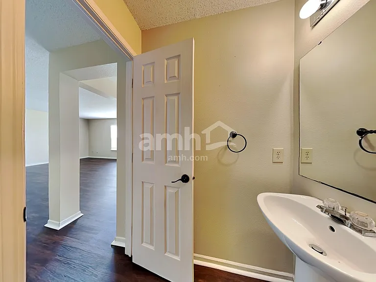 10325 Carrington Way — Photo 9