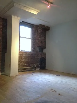 Rented by Citiburg Realty Solutions LLC | media 34