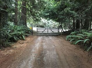 941 Haven Pl, Camano Island, WA 98282