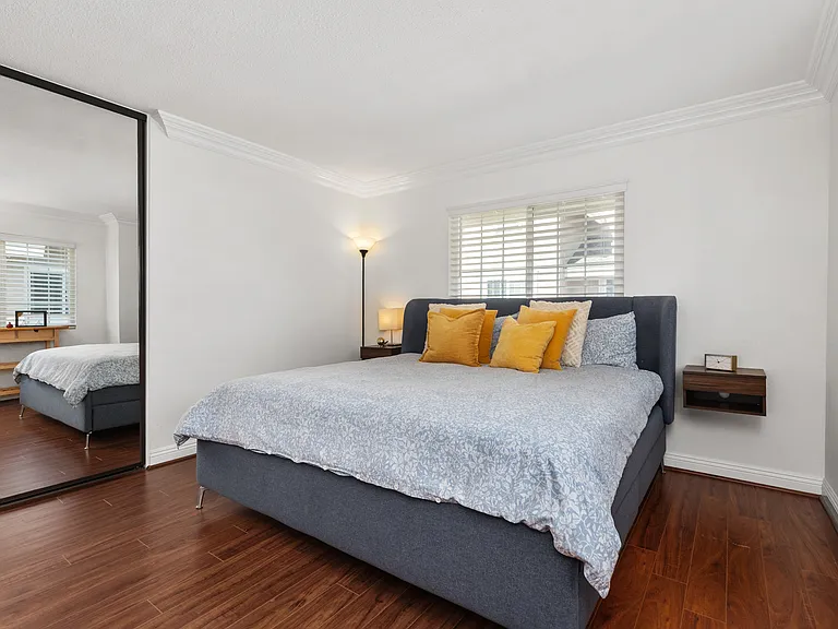 53 Woodleaf — Photo 12