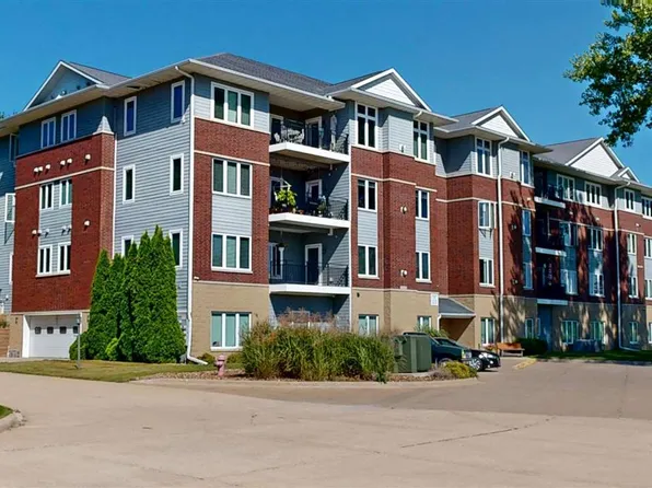 1092 Walnut Ave Unit 321, Riverside, IA 52327