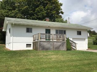 17 Maple Grove Ln, Davis, WV 26260