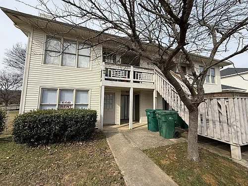 2700 Lantern Walk SE Photo 1
