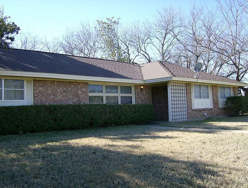 1st image of 3841 Walton Ave