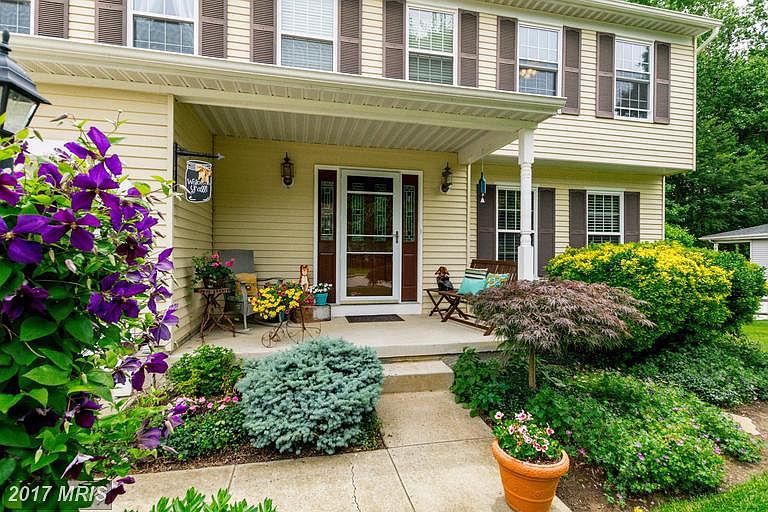 1st image of 418 Grasmere Dr