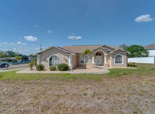 6119 Colchester Ave, Spring Hill, FL 34608