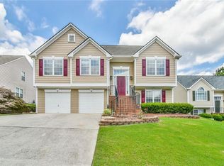 559 Summerbrooke Ct, Suwanee, GA 30024