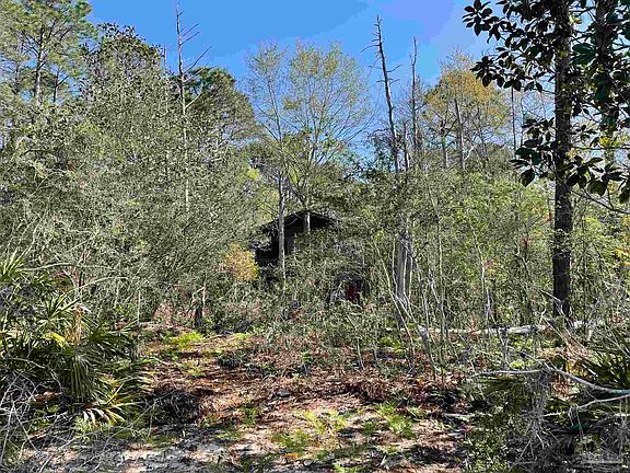 4th image of 8100 Durwood Ln
