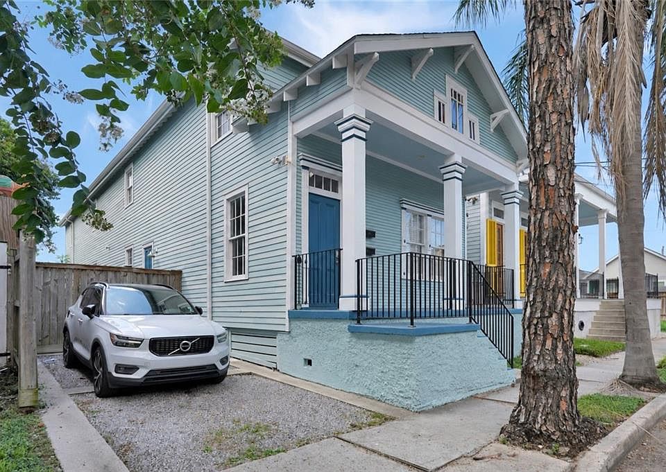 1st image of 819-21 N Robertson St