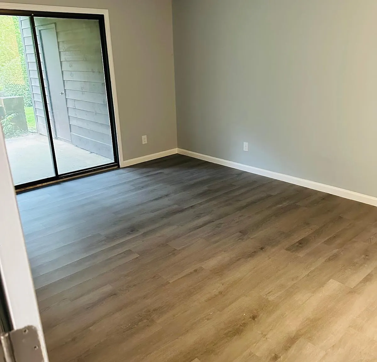 2 bed, 1063 sqft, $1,500 — Photo 2