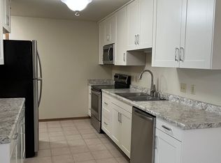 4843 Indian Hills Dr, Racine, WI 53406