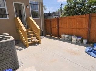 1610 N Sydenham St #1, Philadelphia, PA 19121